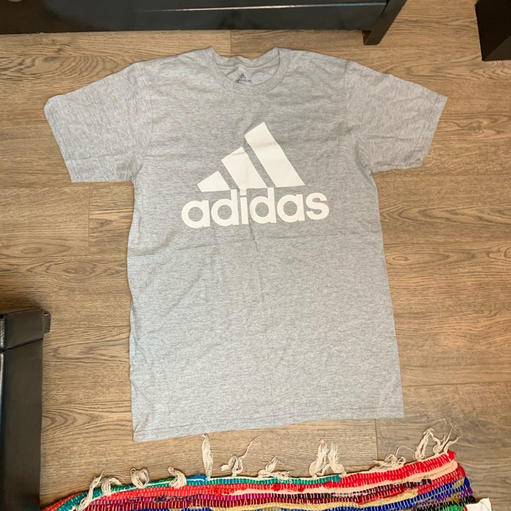 grey adidas shirt - Picture 7 of 7